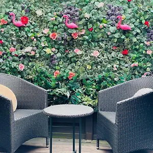 https://centurion-residential-akasaka.alltokyohotels.com